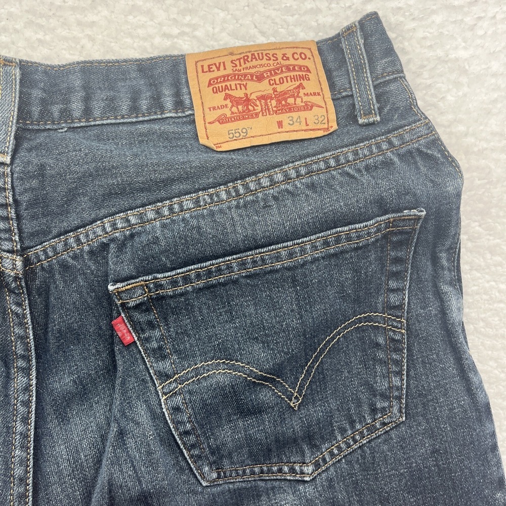 Levi's Jeans Mens 34x32 Blue 559 Denim Relaxed Straight Dark Wash actual 32x30 - Picture 15 of 16